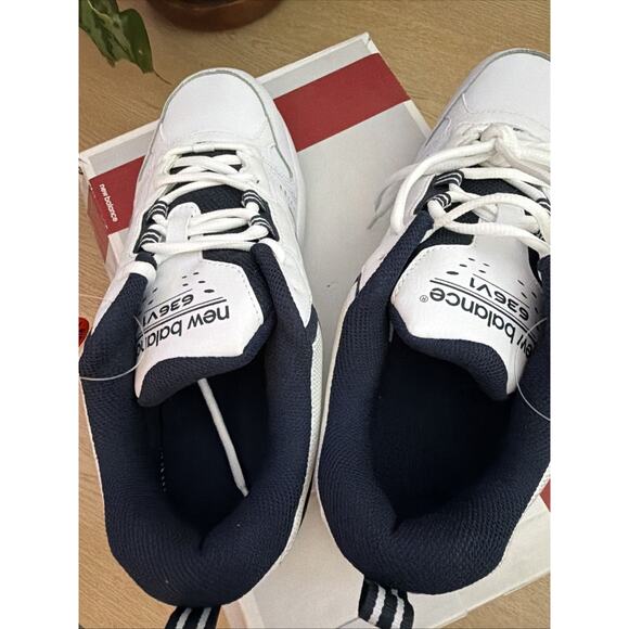 New Balance 636 Mens 11 2E Wide White Navy Training Shoe MX636WN main image 7